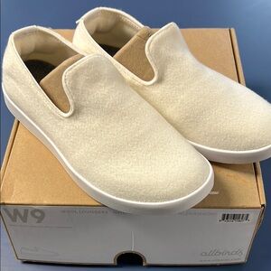 Allbirds Natural White Wool Loungers BRAND NEW